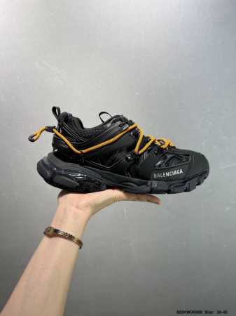 Company-Grade Men's And Women's Shoes With Original Accessories, Dust Bags, And - Click Image to Close