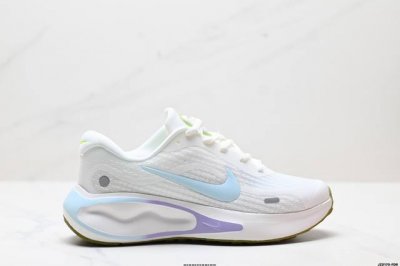Company-Grade Nike Journey Run Running Shoes Featuring A New Cushioning Material