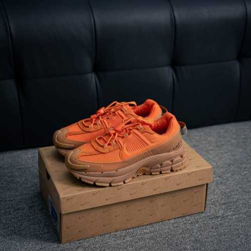 Core Private Nike Zoom Vomero Roam Marathon Retro Running Fifth Generation Casua
