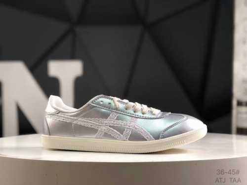 Onitsuka Tiger Tokuten Retro Low-Top Casual Running Shoes. The Heel And Tongue F