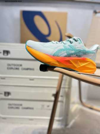 Asics Novablast 5 Asics Classic Running Shoes With The Current Trend Of Function - Click Image to Close