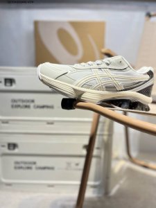 Asics Gel-Kinetic Asics Classic Running Shoes Are Now Popular In Functional And