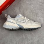 Local Core Private Company-Level Nike V2K Run Retro Single-Piece Retro Dad Runni