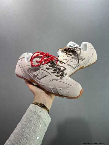 Miu Miu X New Balance Co-Branded Sneakers New Balance 530 College Girl Style Cor
