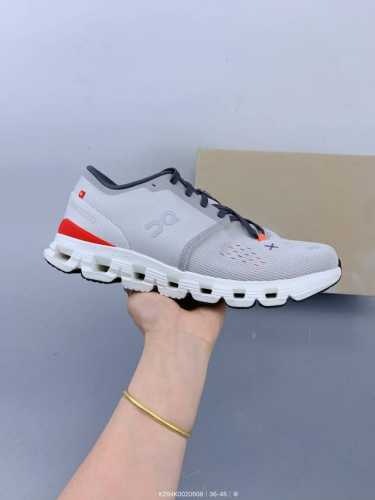 Company-Level On Running Cloud X 4 Cloud X Series Low-Top Lightweight Comfortabl