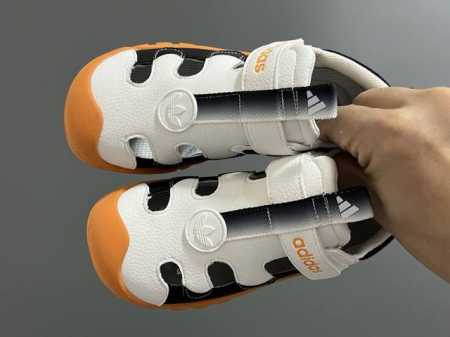 A Home New Arrival Leather-Upper Perforated Velcro Children's Sandals Size: 26-3 - Click Image to Close