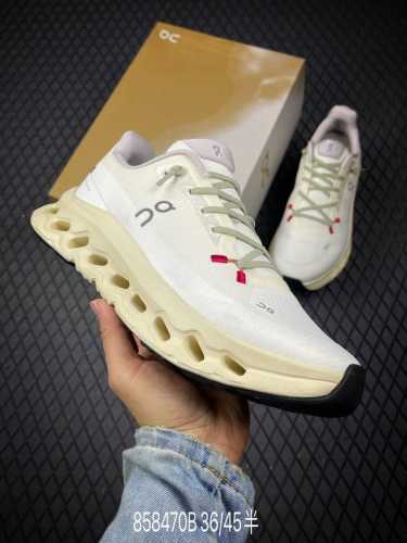 b Corporate-Level On Cloudtilt Loewe Outdoor Street Functional Running Shoes