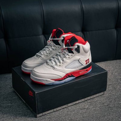 Core Private Air Jordan 5 Fire Red Black Tongue Is A Legendary Original Colorway