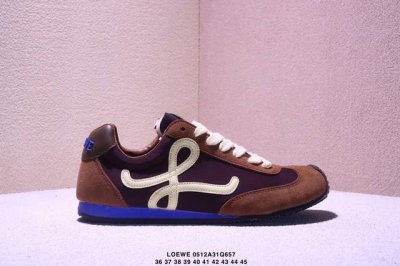 Loewe Ballet Runner 2.0 Calfskin Round-Toe Lace-Up Low-Top Casual Shoes. Loewe's