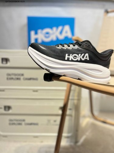 Hoka One One Clifton 9 Low New Colorway This Brand Originates From The Maori Lan