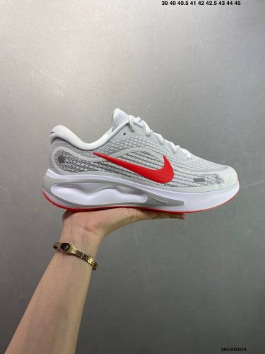Corporate-Level Nike Journey Run Running Shoes Use A New Type Of Shock-Absorbing