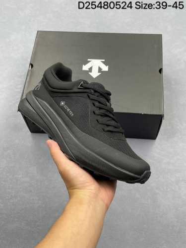 Company-Level Descente Lightweight Cushioning Breathable Upper Fashion Casual Sp