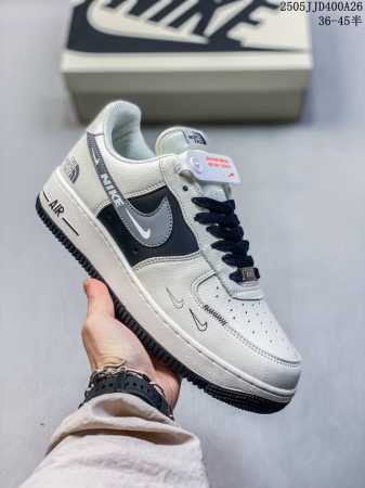 3M Joint Model Los Angeles Trendy Brand Store Limited Sale Company-Level Unde - Click Image to Close