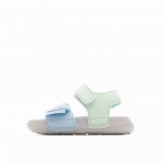 The Shoe Upper Features A Clean Color Scheme, Creating A Sleek And Modern Appear