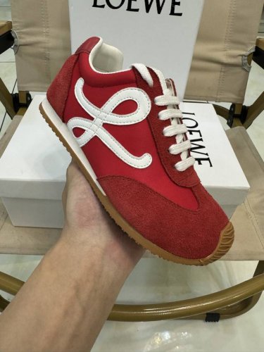 Loewe Roewe Agand Training Shoes, Trendy Leather Ballet-Inspired Color-Block Chi