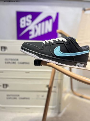 Nike Sb Dunk Low Premium Black And White Sb Low-Top Casual Sneakers This Nike Du