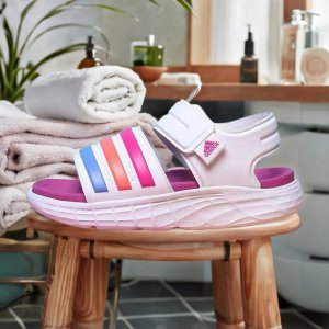 Hot-Selling Summer Adidas Design Is Always Simple, Elegant, And Upscale, Yet Sup