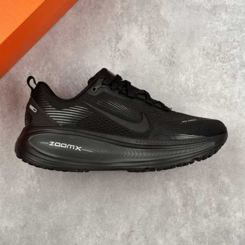 Local Core Private Company-Level Nike Vomero 18 Nike Comfortable Shock-Absorbing