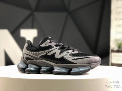 New Balance Nb U 0Ea Running Shoes.This Reimagined Classic Shoe Incorporates Tre