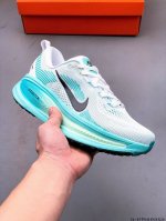 Nike Air Zoom Vomero 18 Cushioned And Breathable Casual Running Shoes The New Ve