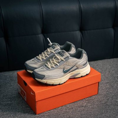 Core Private Nike Mns Initiator Nike Sports Shoes For Men And Women, Trendy And