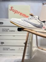 Company-Grade Top-Grain Leather Supreme X Jordan Air Jordan 1 Low Aj1 Low-Top Se