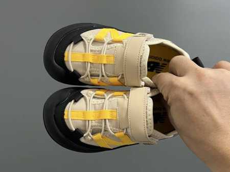 New K3205 Velcro Outdoor Children's Sandals Size: 23-37 Korean Boutique New Arri - Click Image to Close