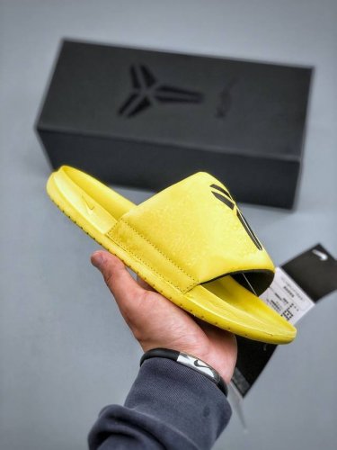 Nike Hoops Max Air Jumper Kobe Slippers Item No. If2870 700 Size 36-45