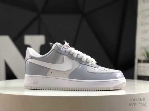 Nike Air Force 7 Low-Top Casual Sports Sneakers. Featuring Soft, Highly Elastic