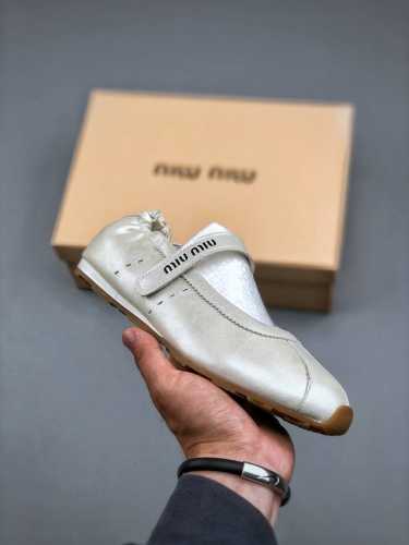Miu Miu Early Spring New Arrival Runway New Arrival Slip-On Mary Jane Ballet Fla