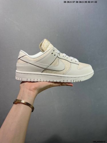Nike Sb Dunk Low Pro Dunk Sb, As The Name Suggests, Features The Classic Dunk Li
