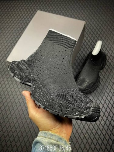 Feuropean Edition 2025 Trendy Fashion Casual Thick-Soled Height-Increasing Elast