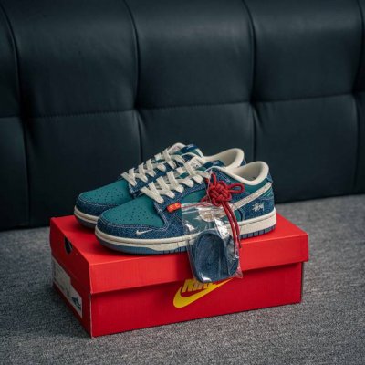 Core Private Nike Dunk Full Set Of Original Lasts And Original Molds To Create A