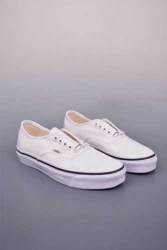 hommegirls Otw By Vans This Collaboration Will Use The Classic Otw Authentic