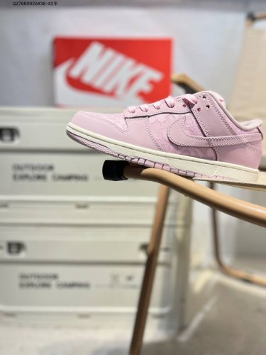Nike Dunk Low Sb Series Classic Versatile Casual Sports Skate Shoes. The Thicken