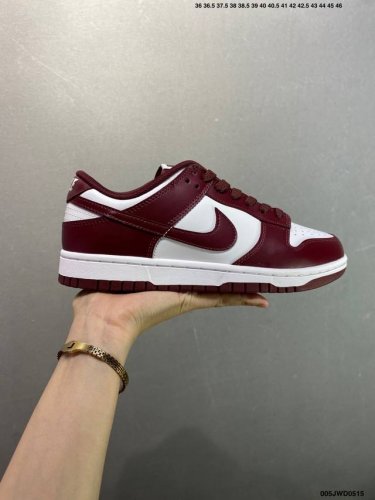 Company-Level Nike Dunk Low Redwood This Design Features A Simple And Elegant Si