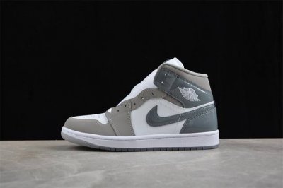 Cj Version Pure Original Air Jordan 1 Mid Aj1 Qiao 1 Patent Leather White Gray Z