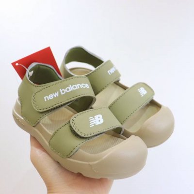 Special Edition Nb Foot-Protecting Beach Sandals: The Front Two Velcro Straps Ca