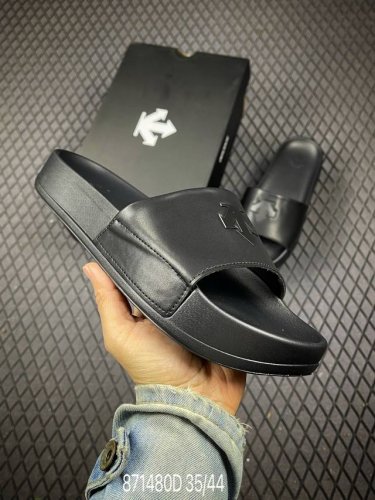 D Descente Lcing Nars Versatile Soft Anti-Slip Flat Sandals Midsole Design Provi
