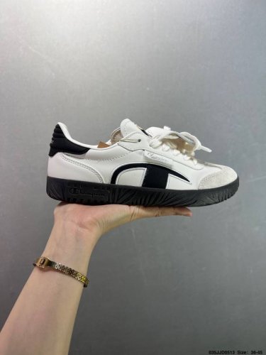 Champion Champ T-Trainer Retro Classic Champion Training Shoe, Featuring A Clean