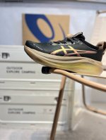 Asics Gel-Nimbus 27 Classic Running Shoes With The Current Trend Of Functional A