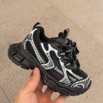 New Color Parisian-Style Mesh Children's Velcro Dad Shoes Size: 26-37 Inches Cla