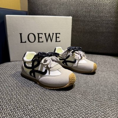 Loewe Roewe Two-Tone Collaboration Edition With Hidden Velcro Size: 27-37 Classi