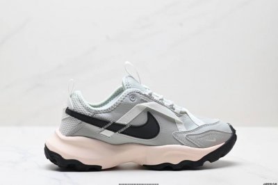 Company-Level M Nike Tc 7900 New Dad Shoe Infused With Extraordinary Fashion Fla