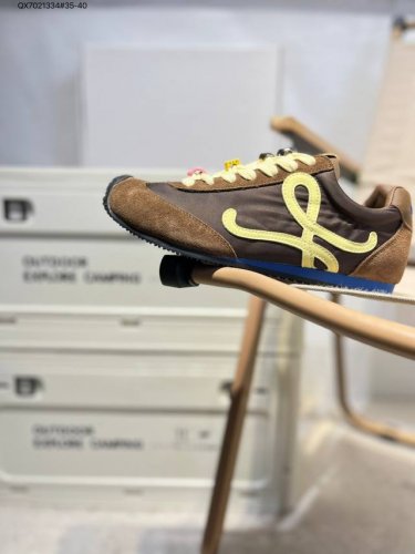 Spanish Century-Old Luxury Leather Goods Brand Loewe Ballet Runner Sneakers Ball