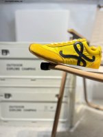 Spanish Luxury Leather Goods Brand Loewe Ballet Runner 2.0 Sneakers, A Retro-Ins