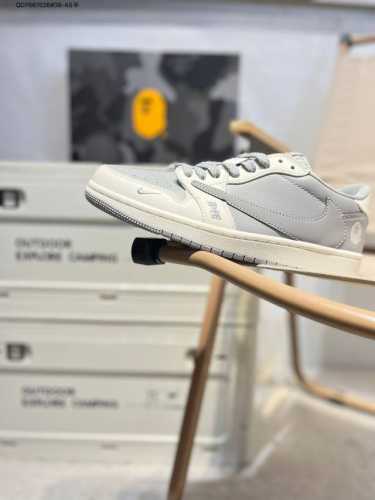 Company-Level Top Layer Leather Ape Man X Jordan Air Jordan 1 Low Aj1 Low-Top Se