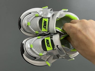 Nike New Magic Tape Children's Dad Sandals Size: 26-37 Not A Fan Of Sandals? Che