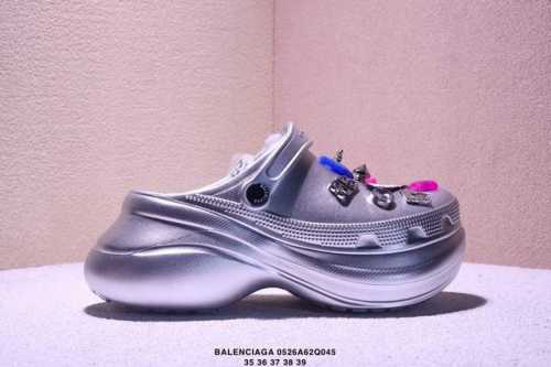 balenciaga Paris Family Men's And Women's Shoes Are Made In Guangdong. They A