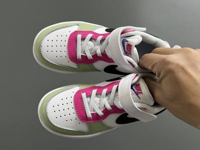 Nk Little Air Force One Workwear Low-Top Velcro Children's Skate Shoes In White